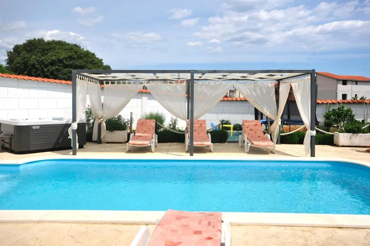 Luxury Villa With A Swimming Pool Plano, Trogir - 18490 Croatia