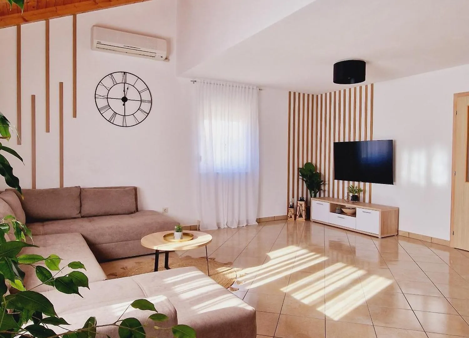 Luxury Villa With A Swimming Pool Plano, Trogir - 18490